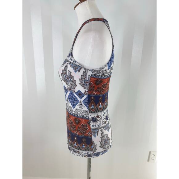 HOT KISS Multicolor Sleeveless Top - Picture 3 of 8